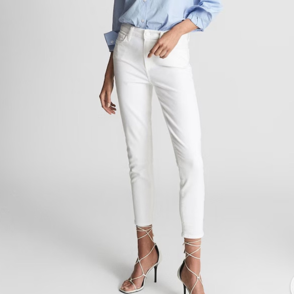 PAIGE Women's white Skinny Jeans size 27 skyline ankle peg